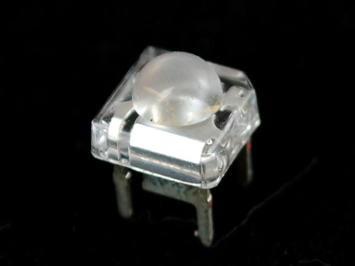 Clear 'Piranha' Super-flux  RGB (tri-color) LED (Common Anode) [Discontinued]