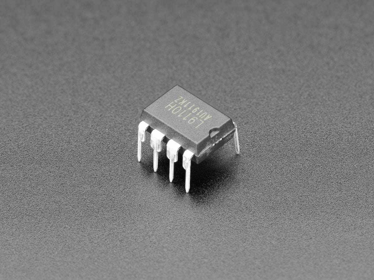 L9110H H-Bridge Motor Driver for DC Motors - 8 DIP (2.5V-12V 800mA)