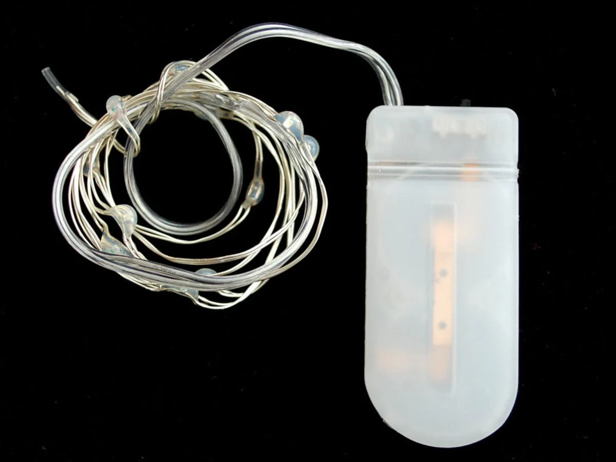 Wire Light LED Strand - 10 Red LEDs + Coin Cell Holder [discontinued] - Image 2